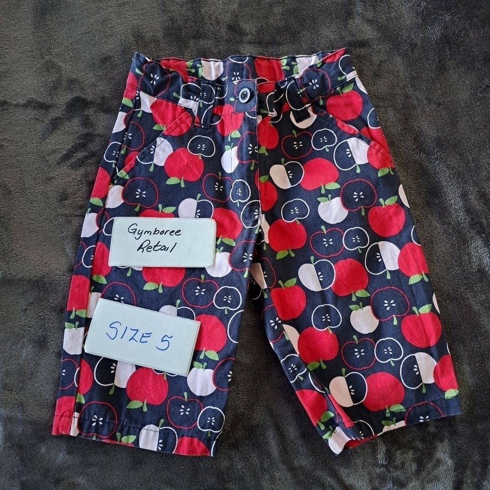 Gymboree girls size 5 Prep Club Apple design walking length shorts VGUC